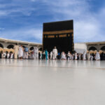 Why Do Muslim Men and Women Pray Together in Hajj?